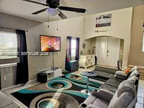 165 NE 32nd Ter, Homestead FL 33033