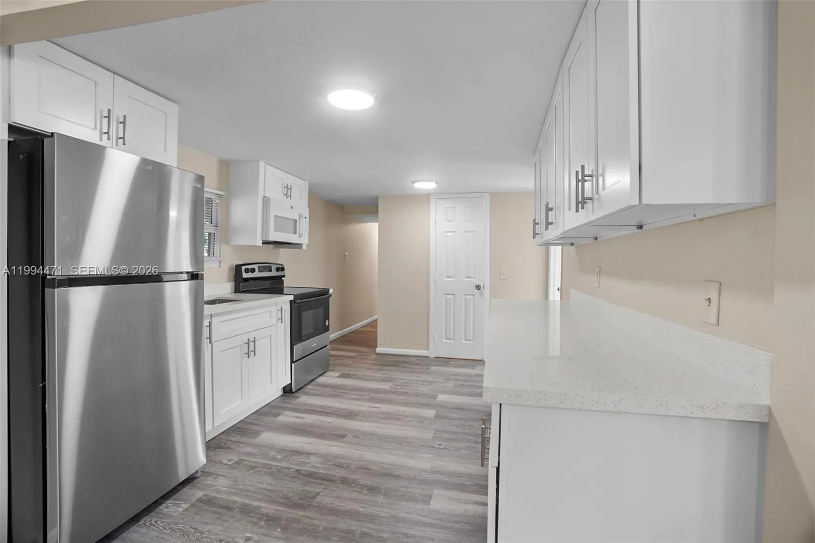 212 SW 11th St, Dania Beach FL 33004