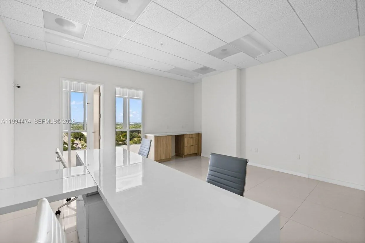 20200 W Dixie Hwy 809 Hwy, Miami FL 33180