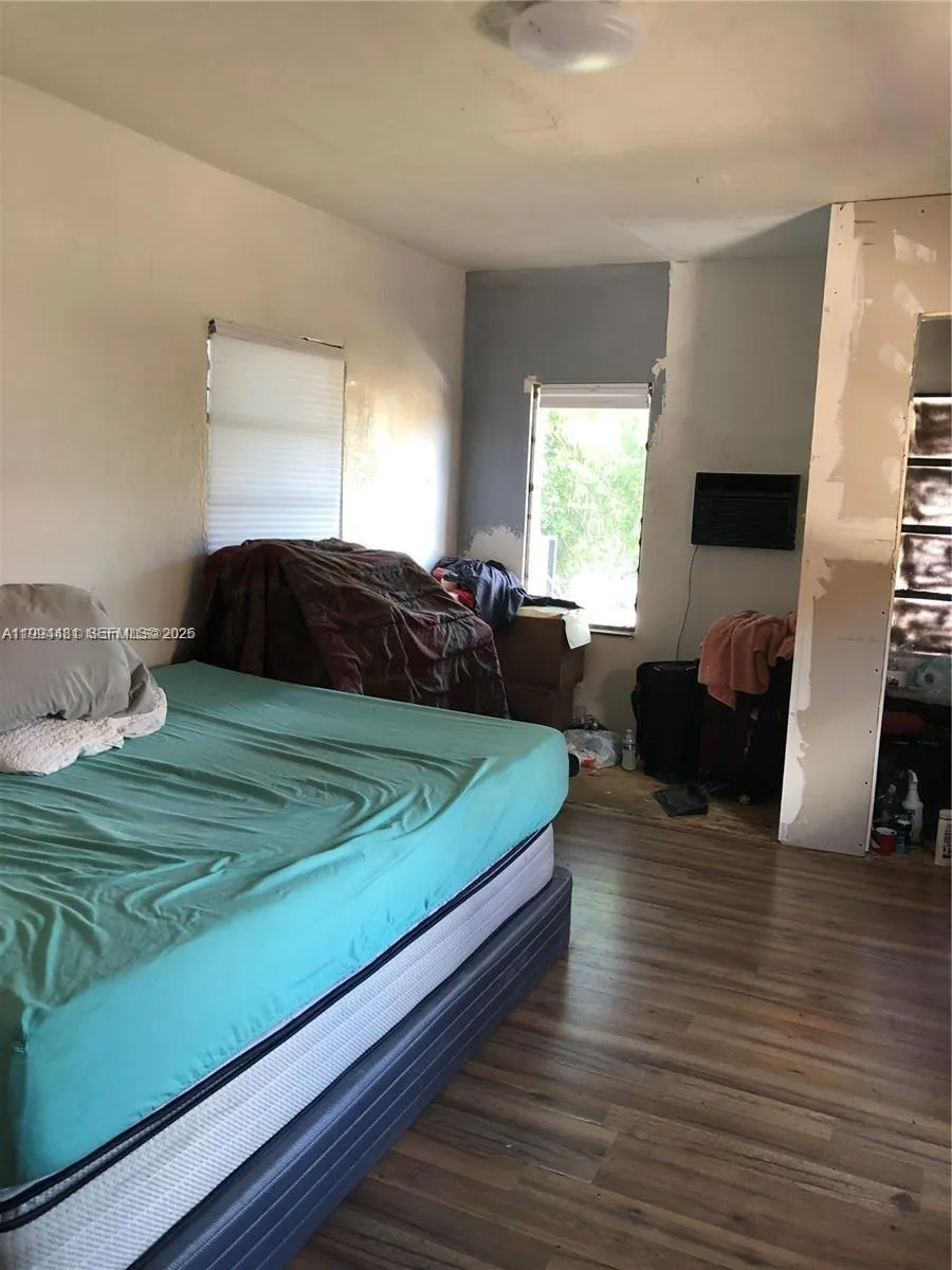 2231 SW 57th Ct, Miami FL 33155