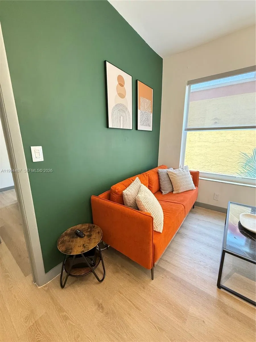 1320 Drexel Ave # 302, Miami Beach FL 33139