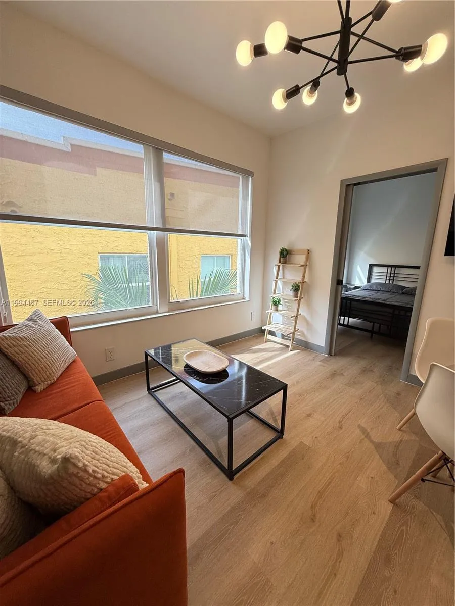 1320 Drexel Ave # 302, Miami Beach FL 33139