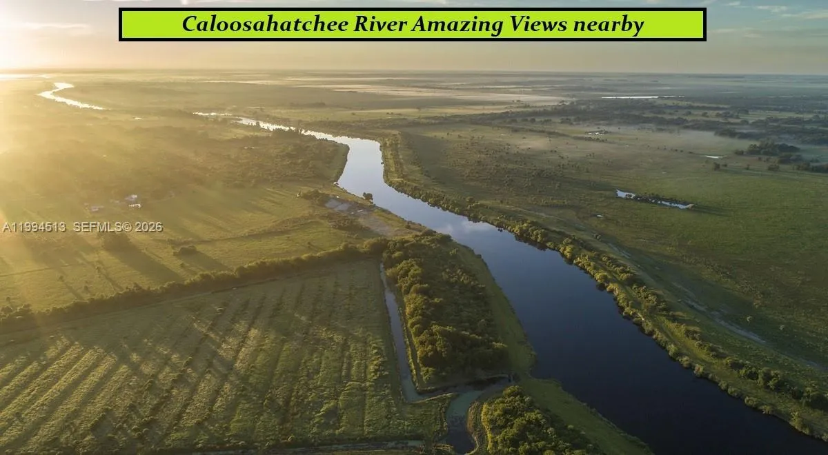 2018 Roosevelt Avenue, Lehigh Acres FL 33920