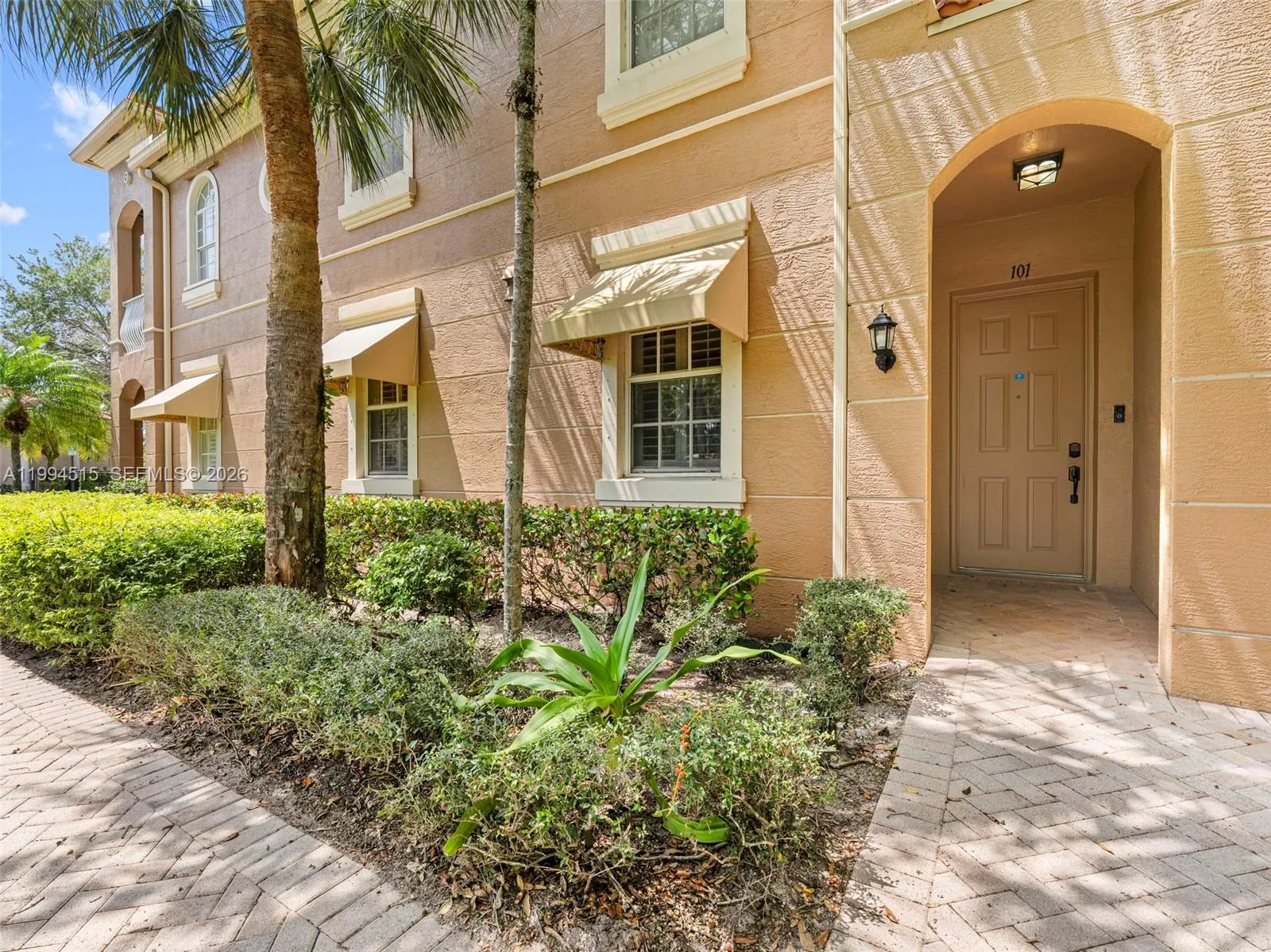 4851 Bonsai Cir # 101, Palm Beach Gardens FL 33418