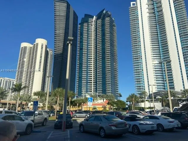 17021 N Bay Rd # 1004, Sunny Isles Beach FL 33160