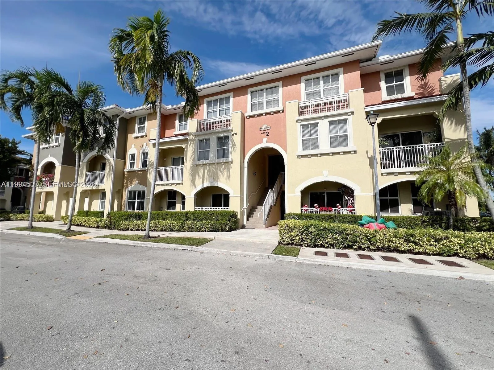 8899 NW 107th Ct # 106, Doral FL 33178