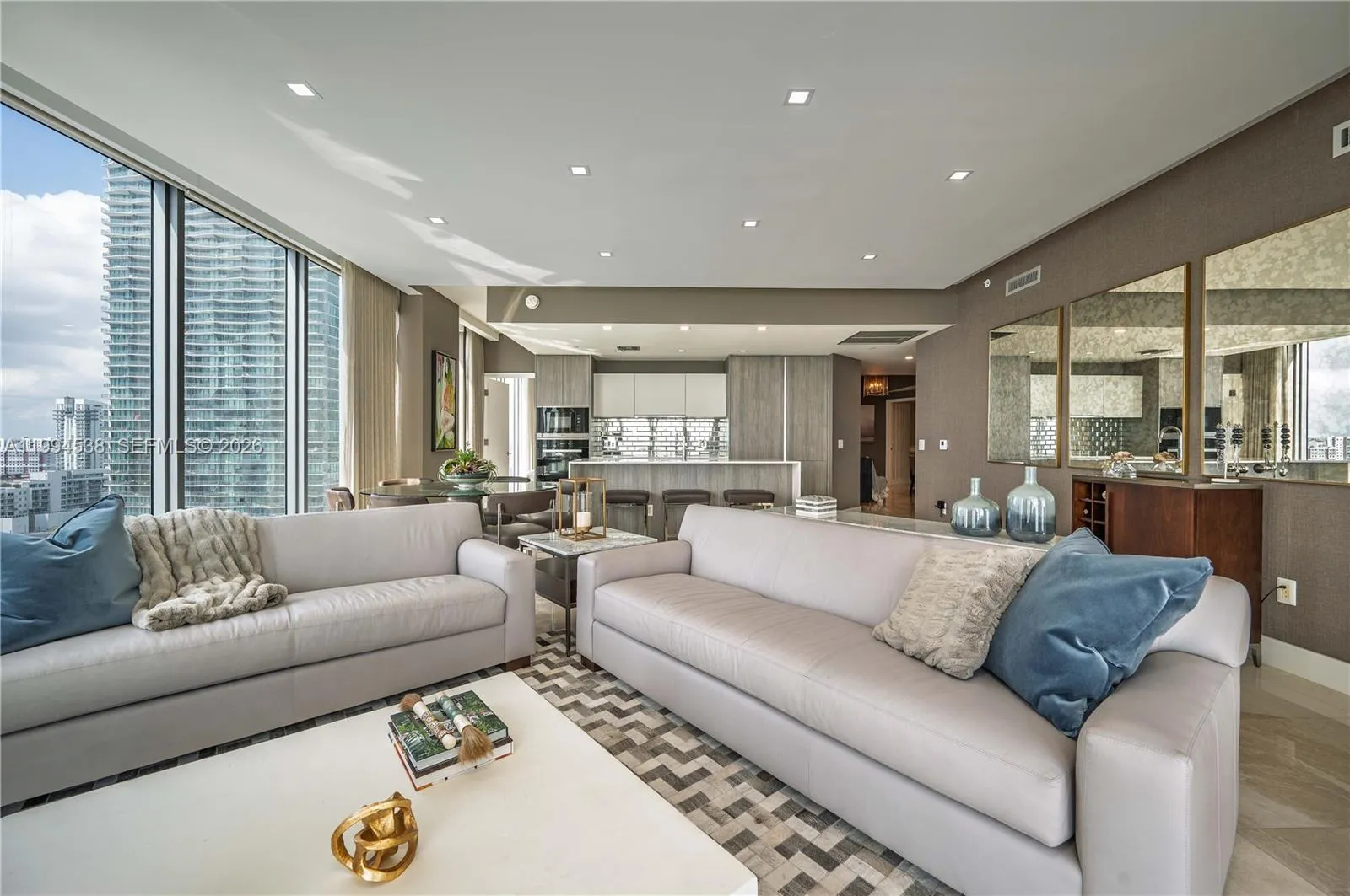 2900 NE 7th Ave # 1607, Miami FL 33137