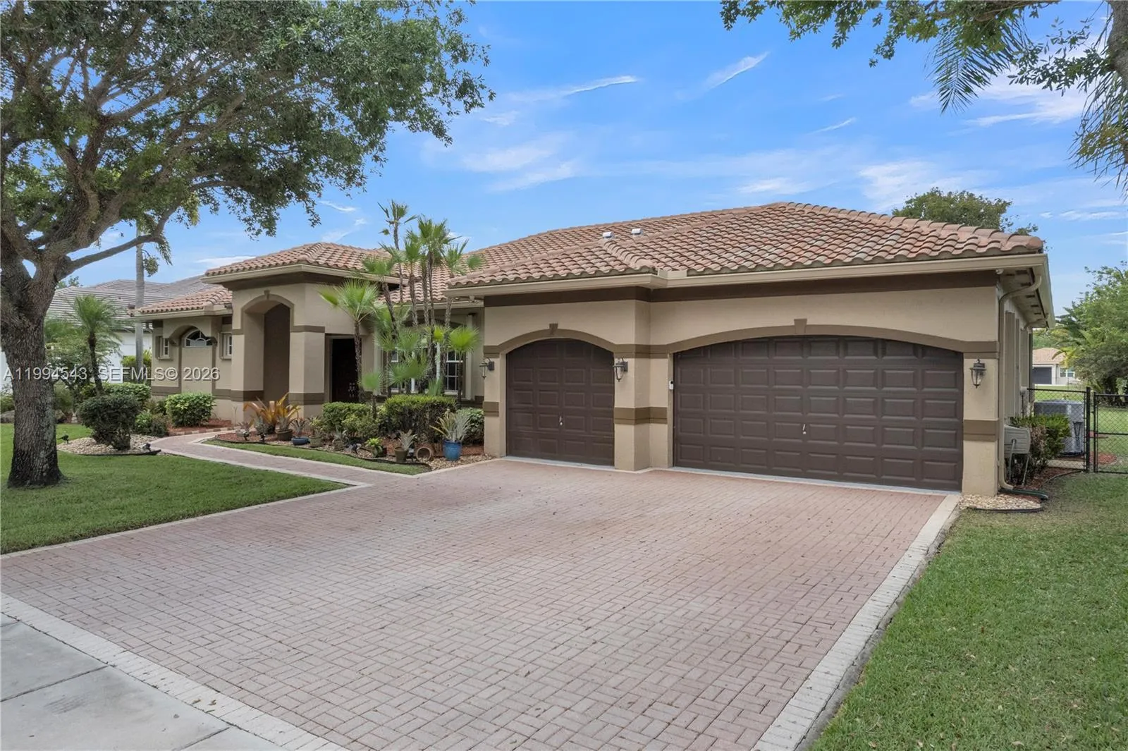 3973 SW 140th Ave, Davie FL 33330