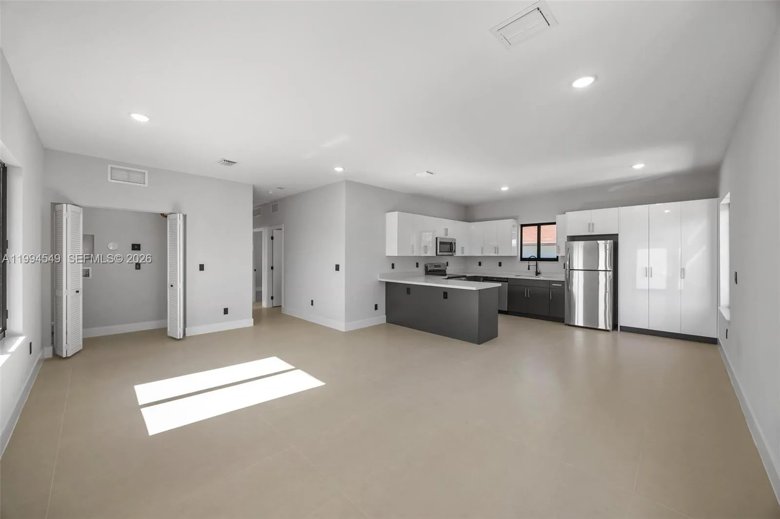 601 NW 3rd Ave # A, Hallandale Beach FL 33009