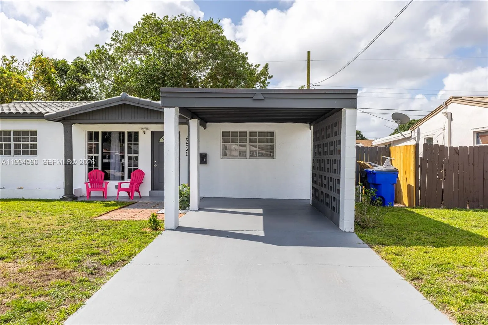 6820 Park St, Hollywood FL 33024