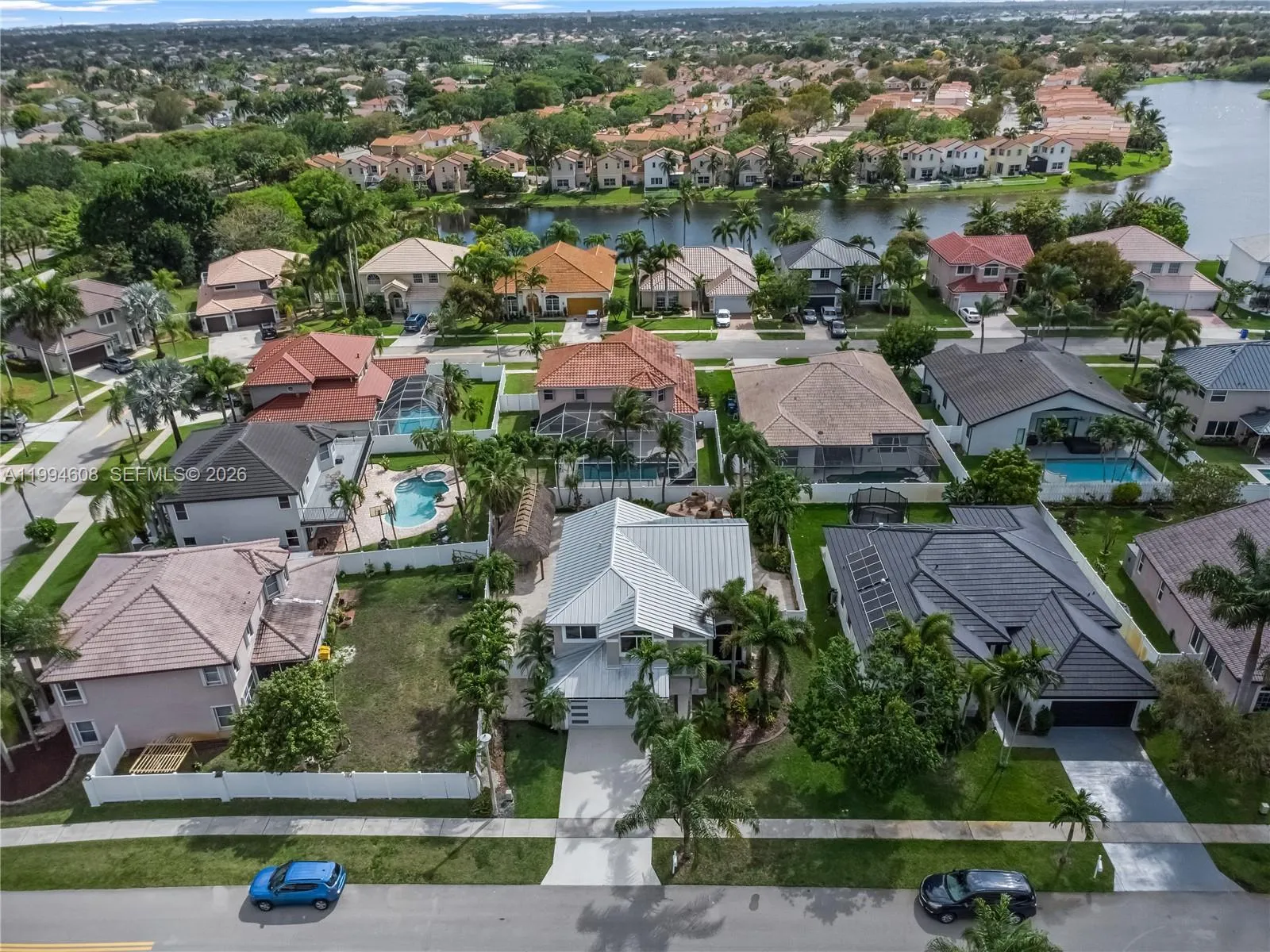 612 SW 179th Ave, Pembroke Pines FL 33029
