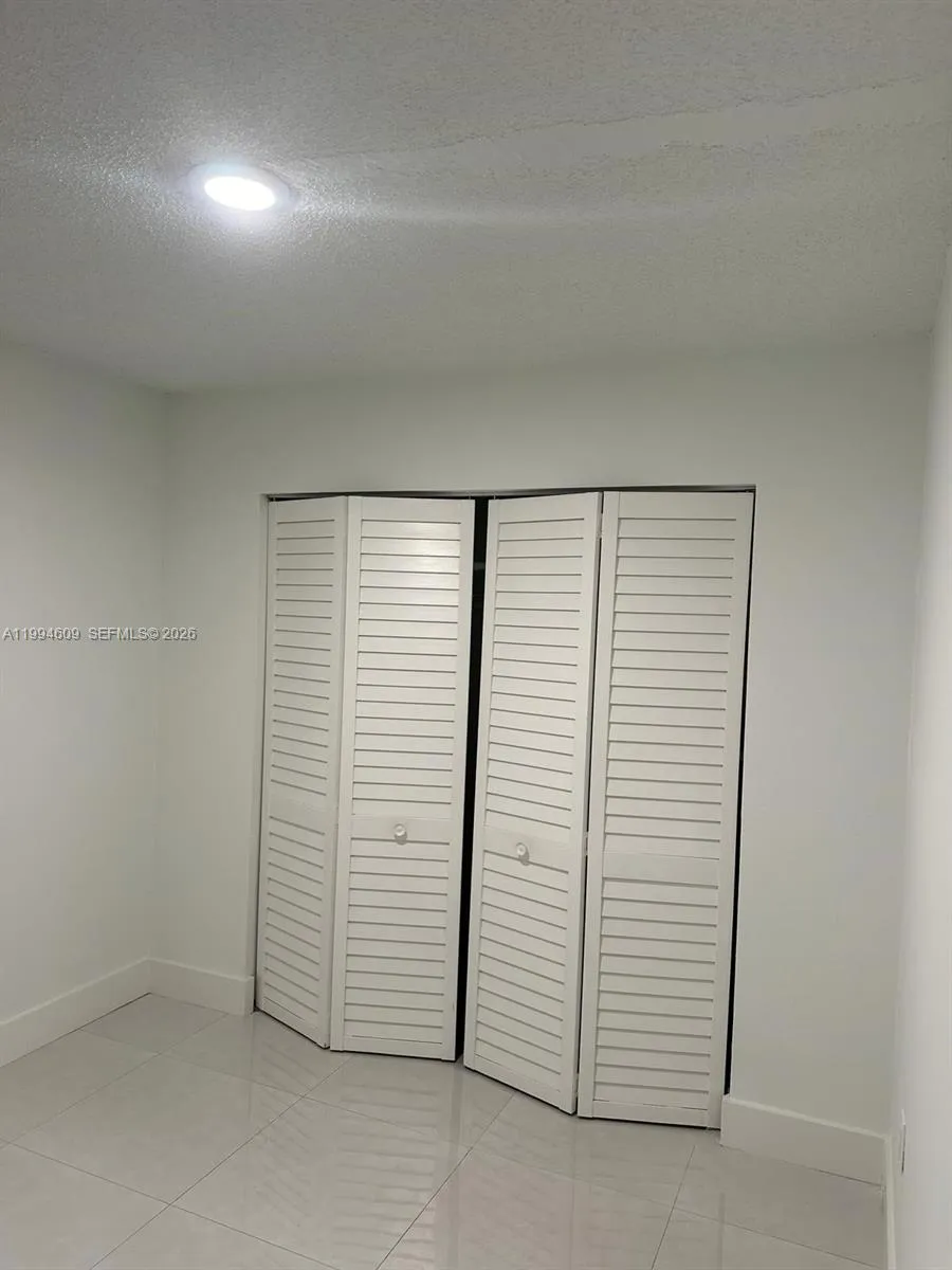 2 bedroom 1 bath for rent at 8794 SW 12th St # 108, Miami FL 33174
