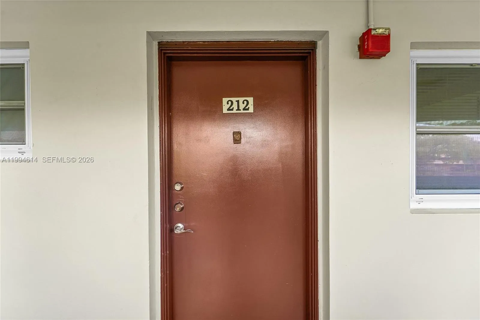 1 bedroom 1 bath for sale at 3090 NW 46th Ave # 212C, Lauderdale Lakes FL 33313