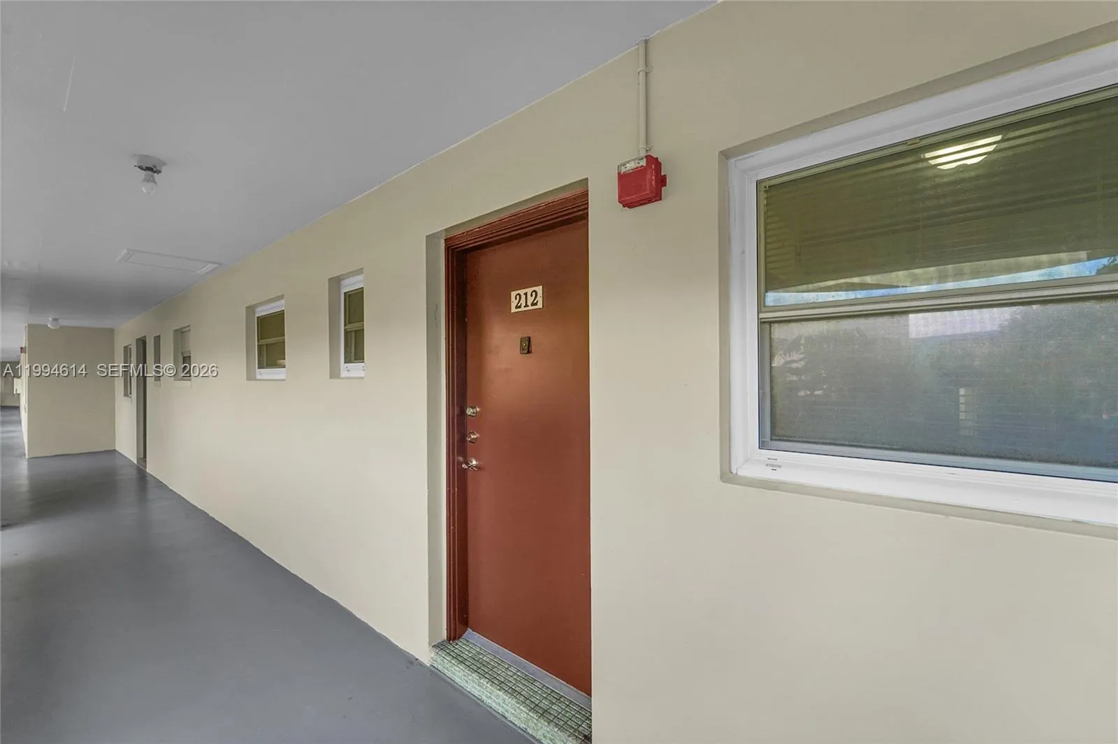 3090 NW 46th Ave # 212C, Lauderdale Lakes FL 33313