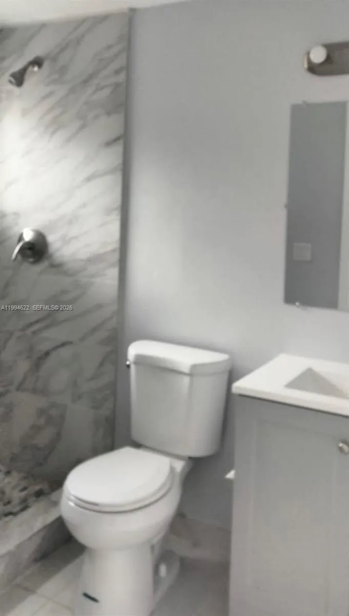 629 9th St # 2, West Palm Beach FL 33401