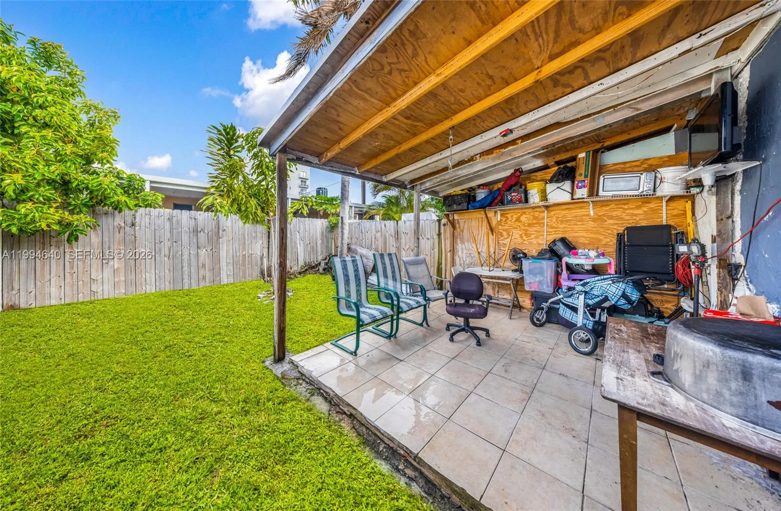 2223 NW 3rd St, Miami FL 33125