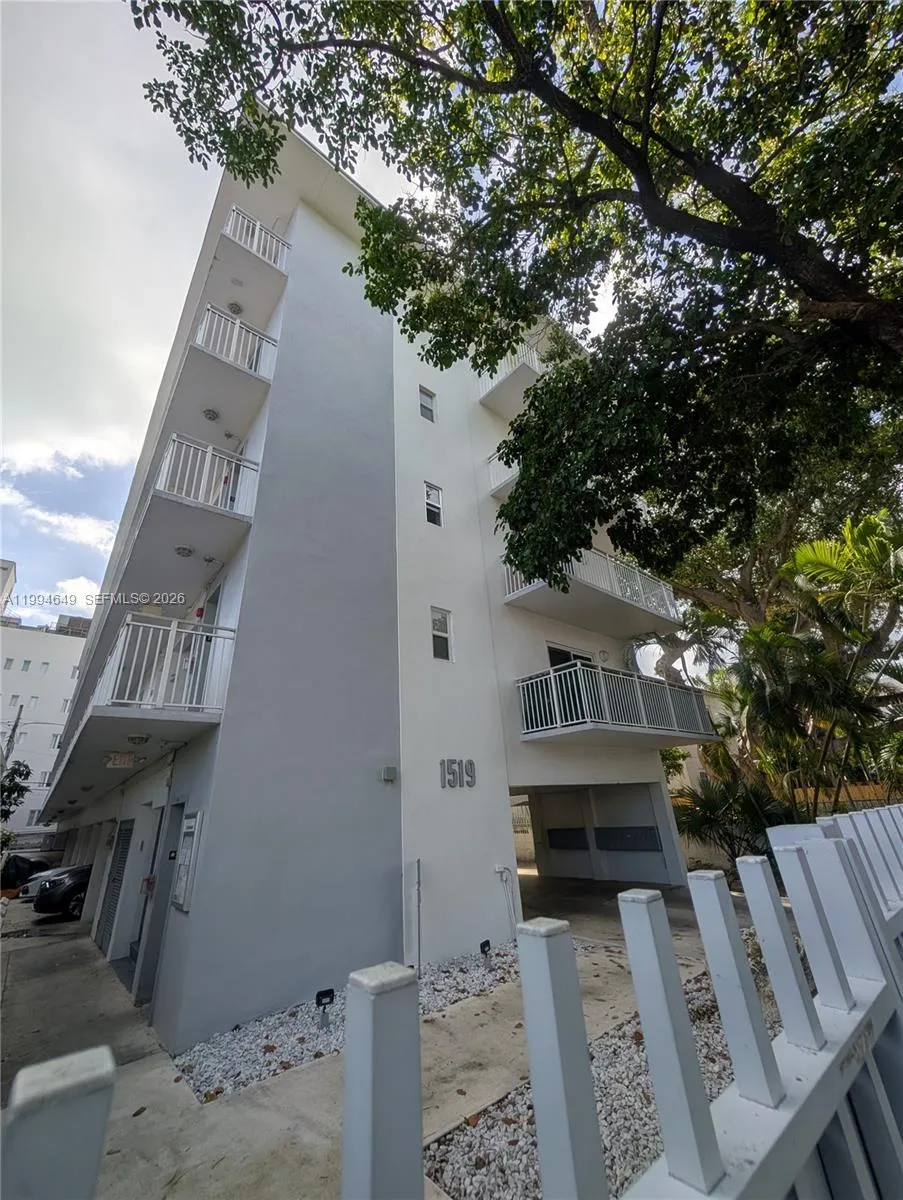 1519 Drexel Ave # 200, Miami Beach FL 33139