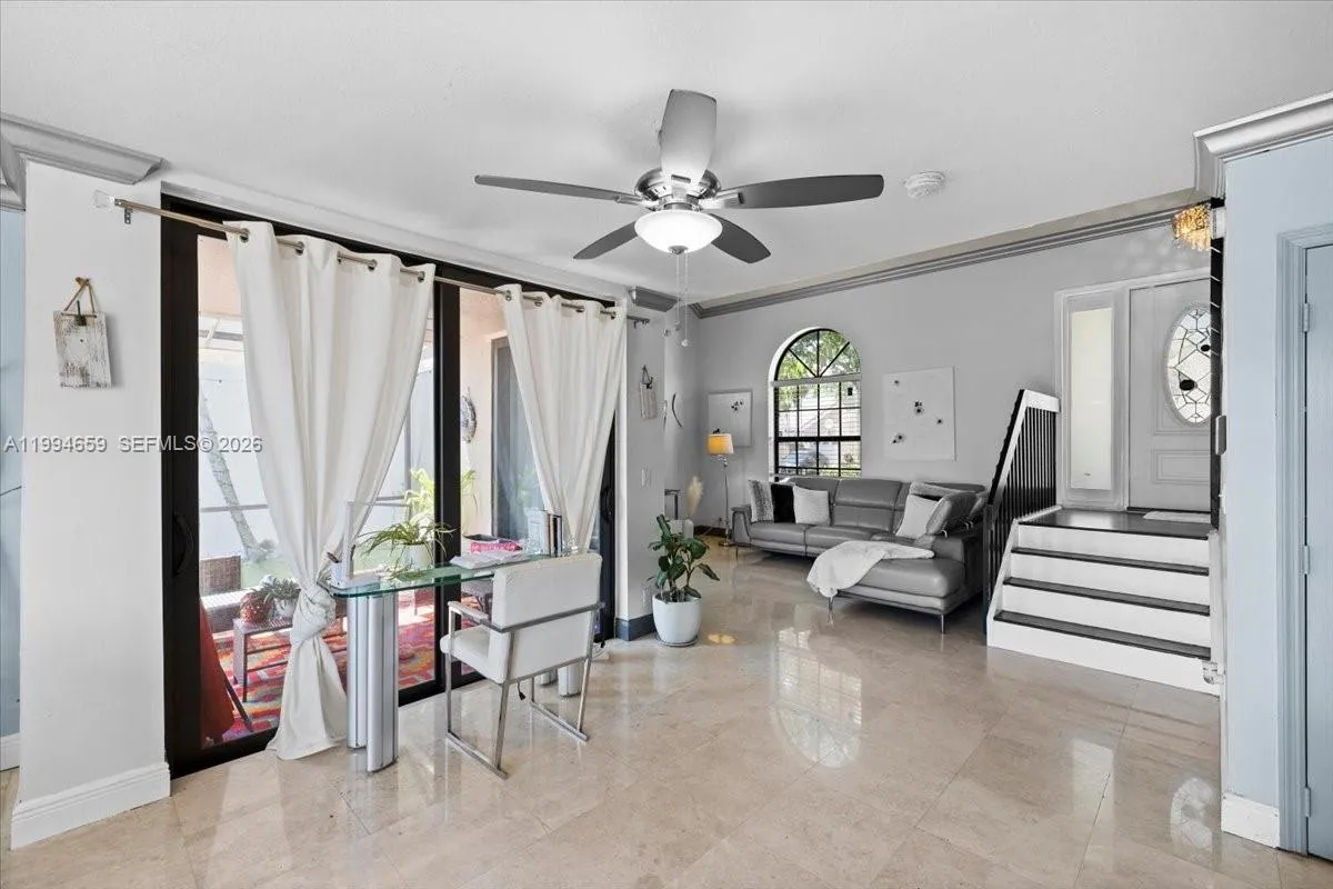10740 NW 16th Ct, Plantation FL 33322
