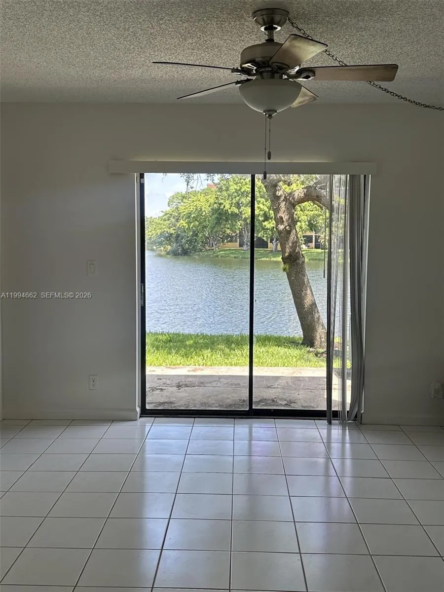 10003 Winding Lake Rd # 103, Sunrise FL 33351