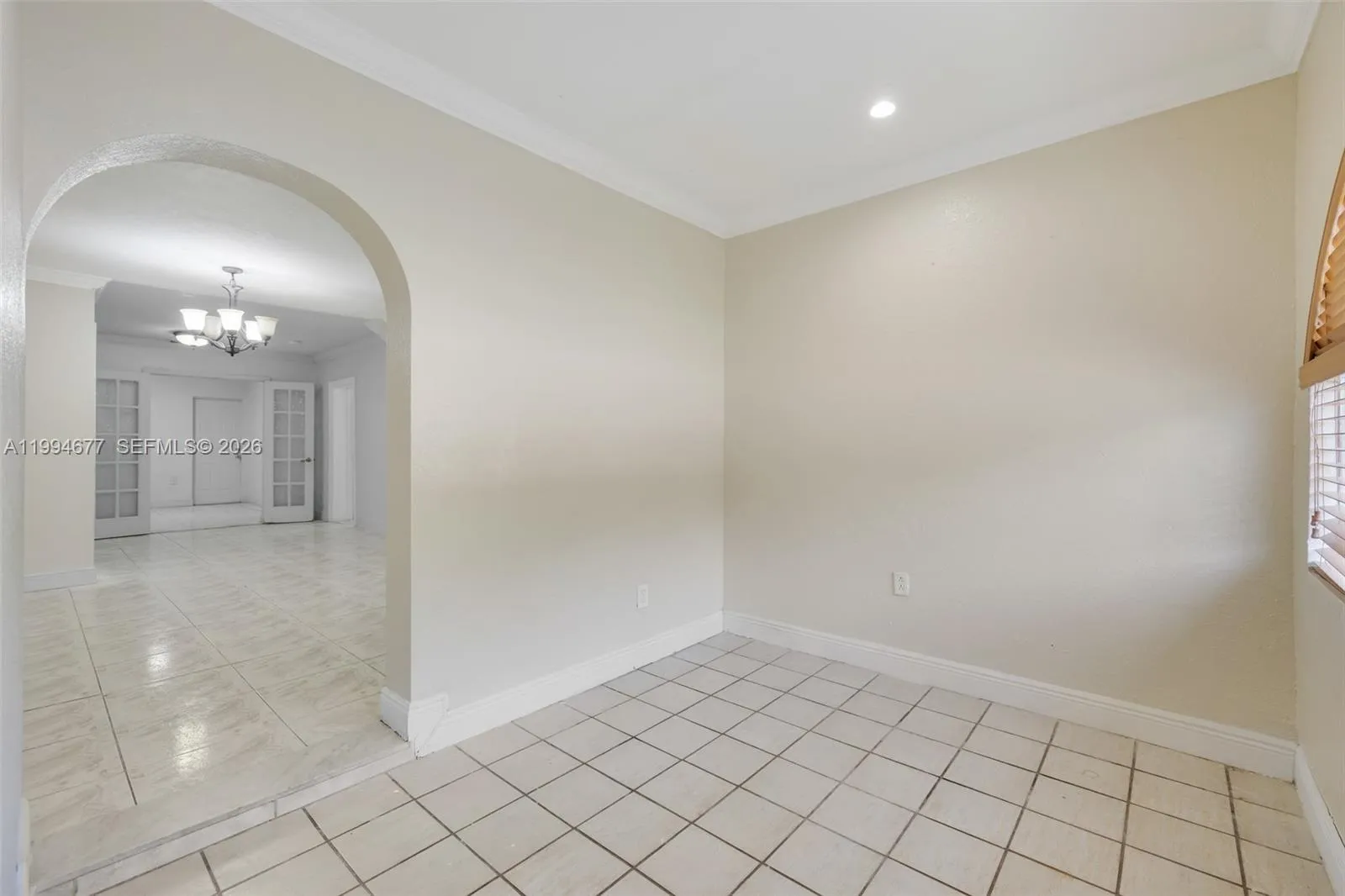 674 W 23rd St, Hialeah FL 33010