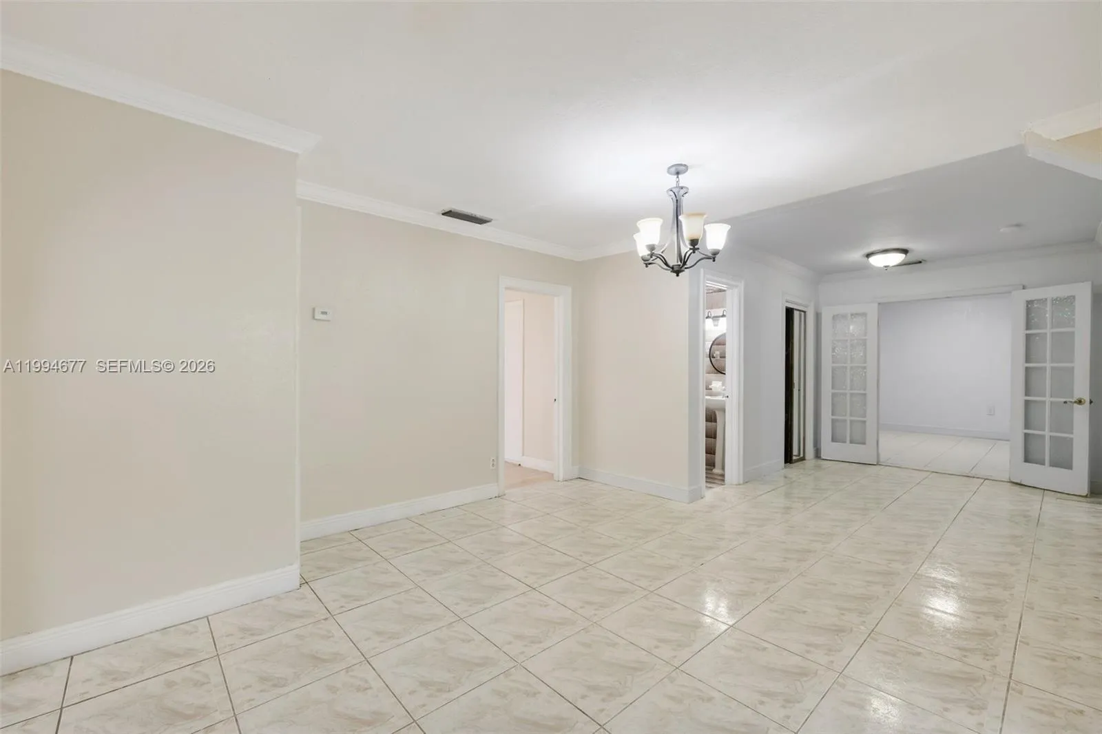 674 W 23rd St, Hialeah FL 33010