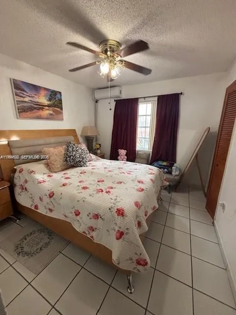 5852 SW 147th Pl, Miami FL 33193