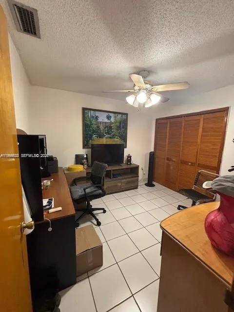 5852 SW 147th Pl, Miami FL 33193