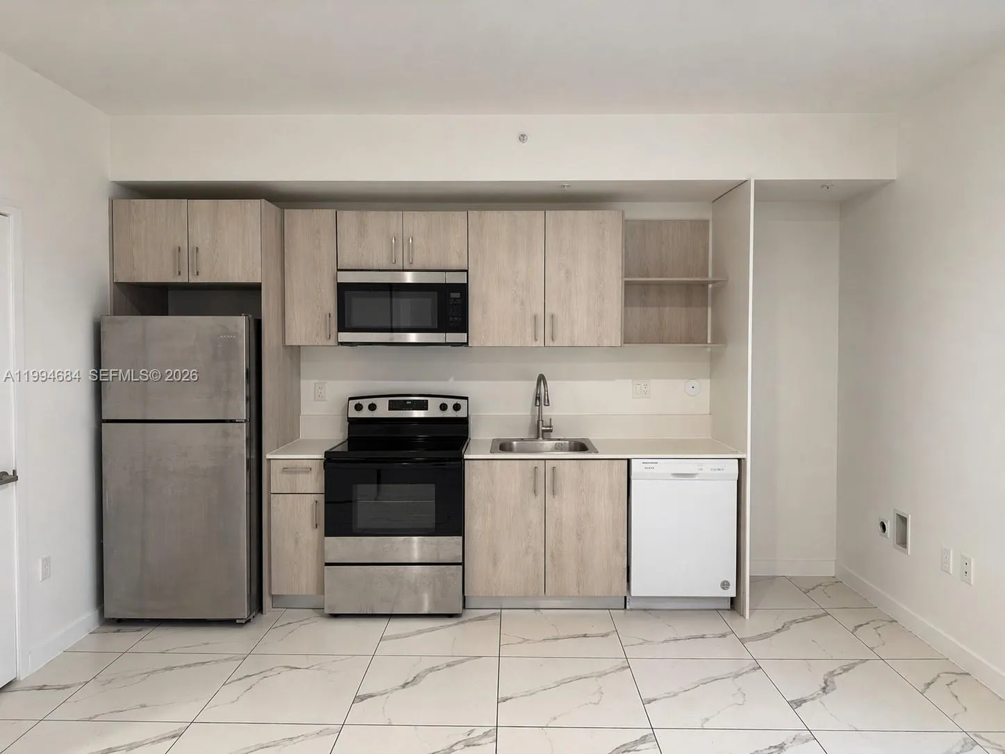 420 SW 7th Ave # 103, Miami FL 33130