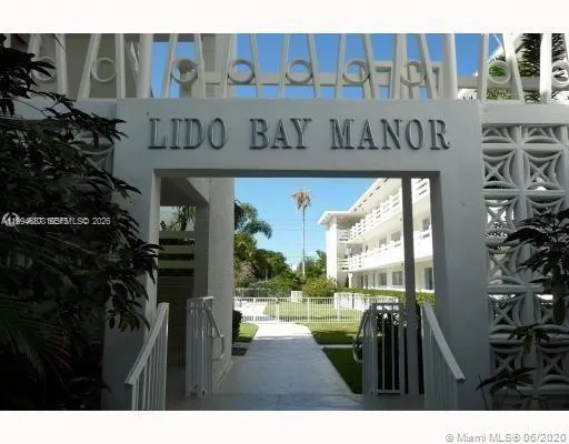 1631 NE 114th St # 305, North Miami FL 33181