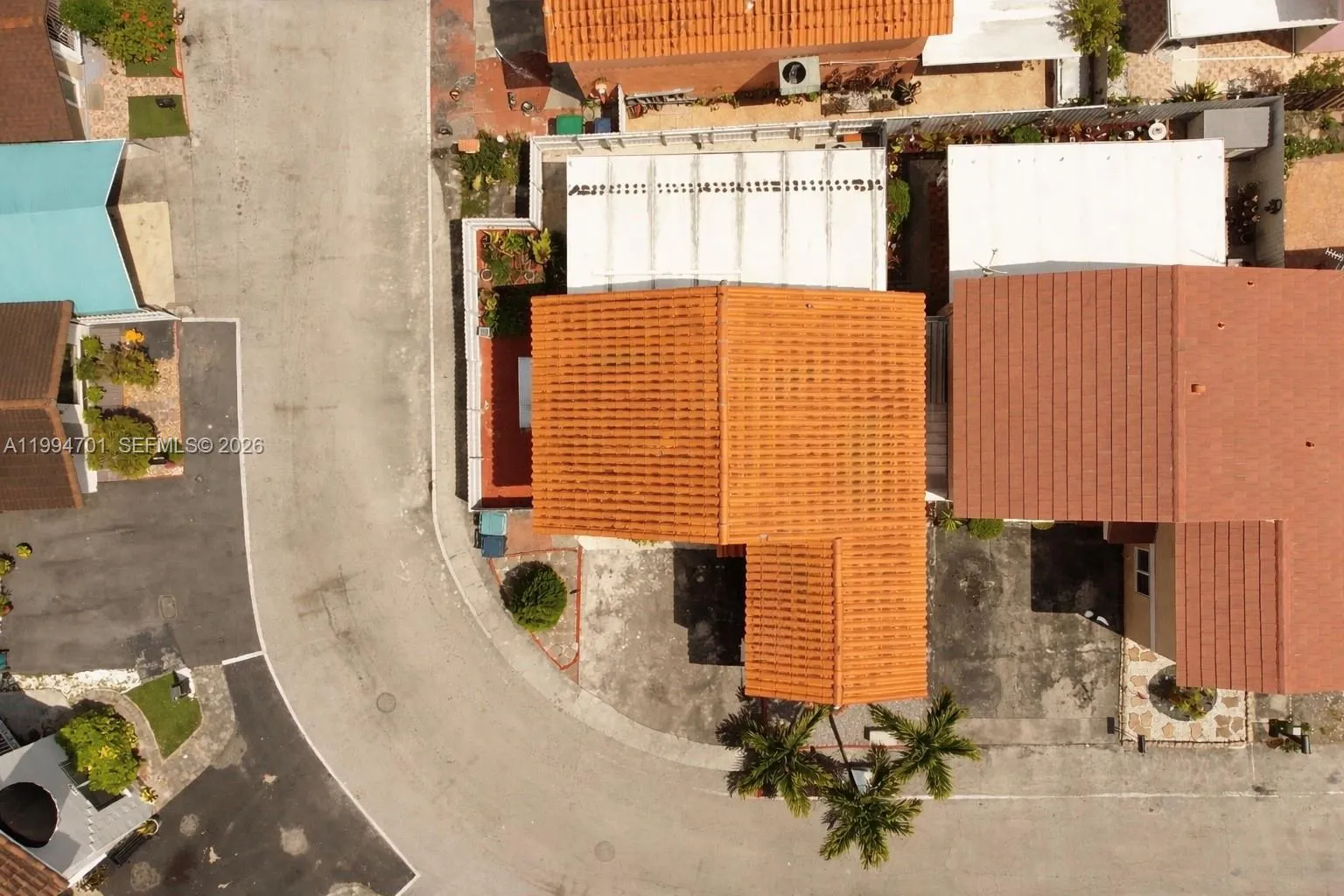 601 SW 116th Ct, Sweetwater FL 33174