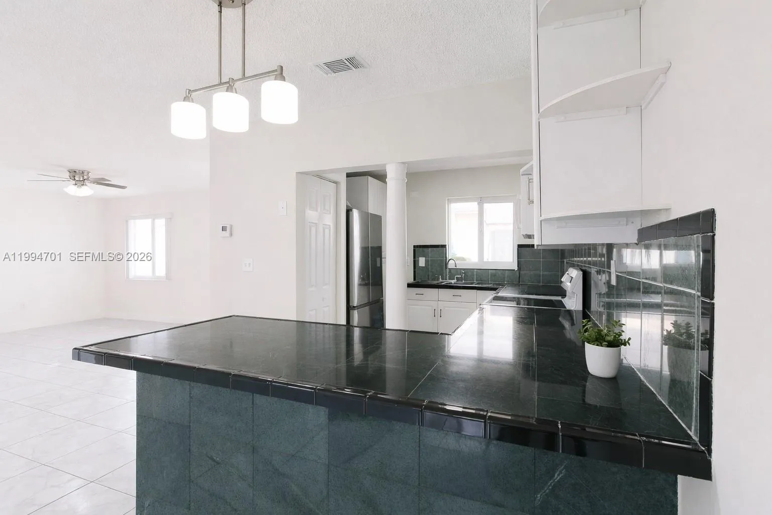 601 SW 116th Ct, Sweetwater FL 33174