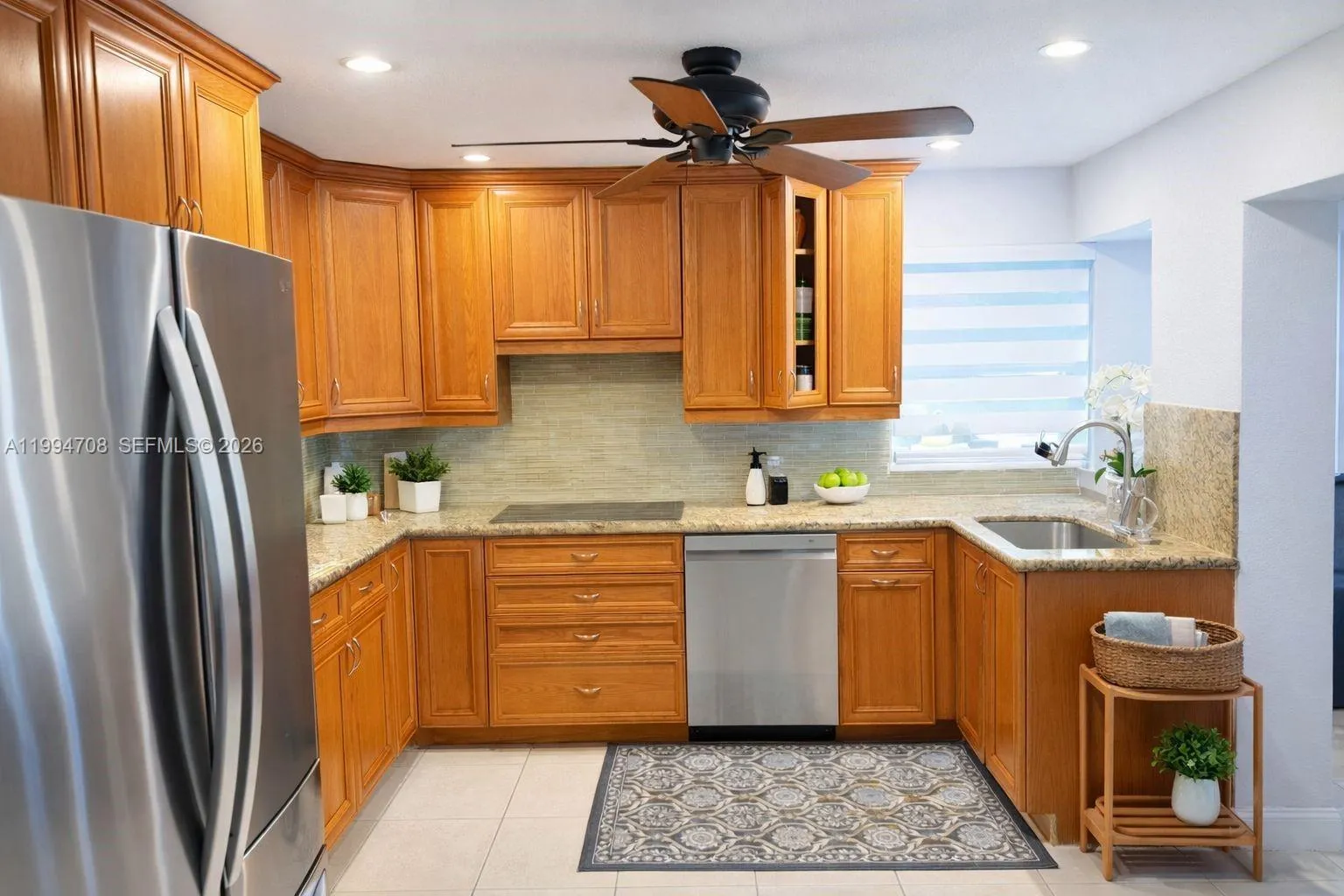 6582 NW 1st St, Margate FL 33063