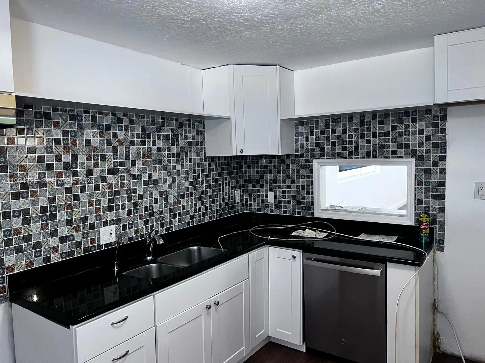 109 SW 1st Ave, Hallandale Beach FL 33009