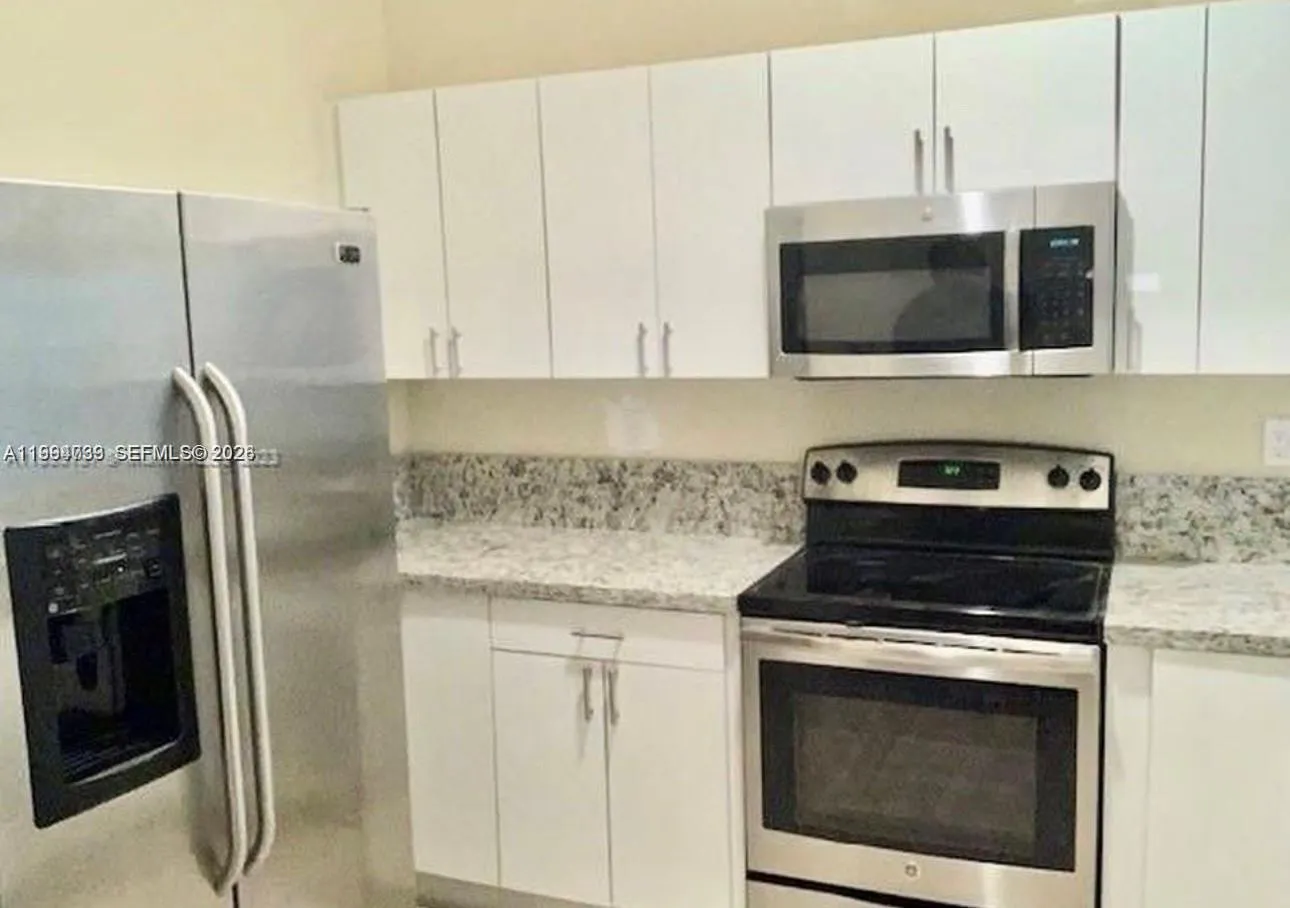 1656 SE 29th Ct # 107, Homestead FL 33035