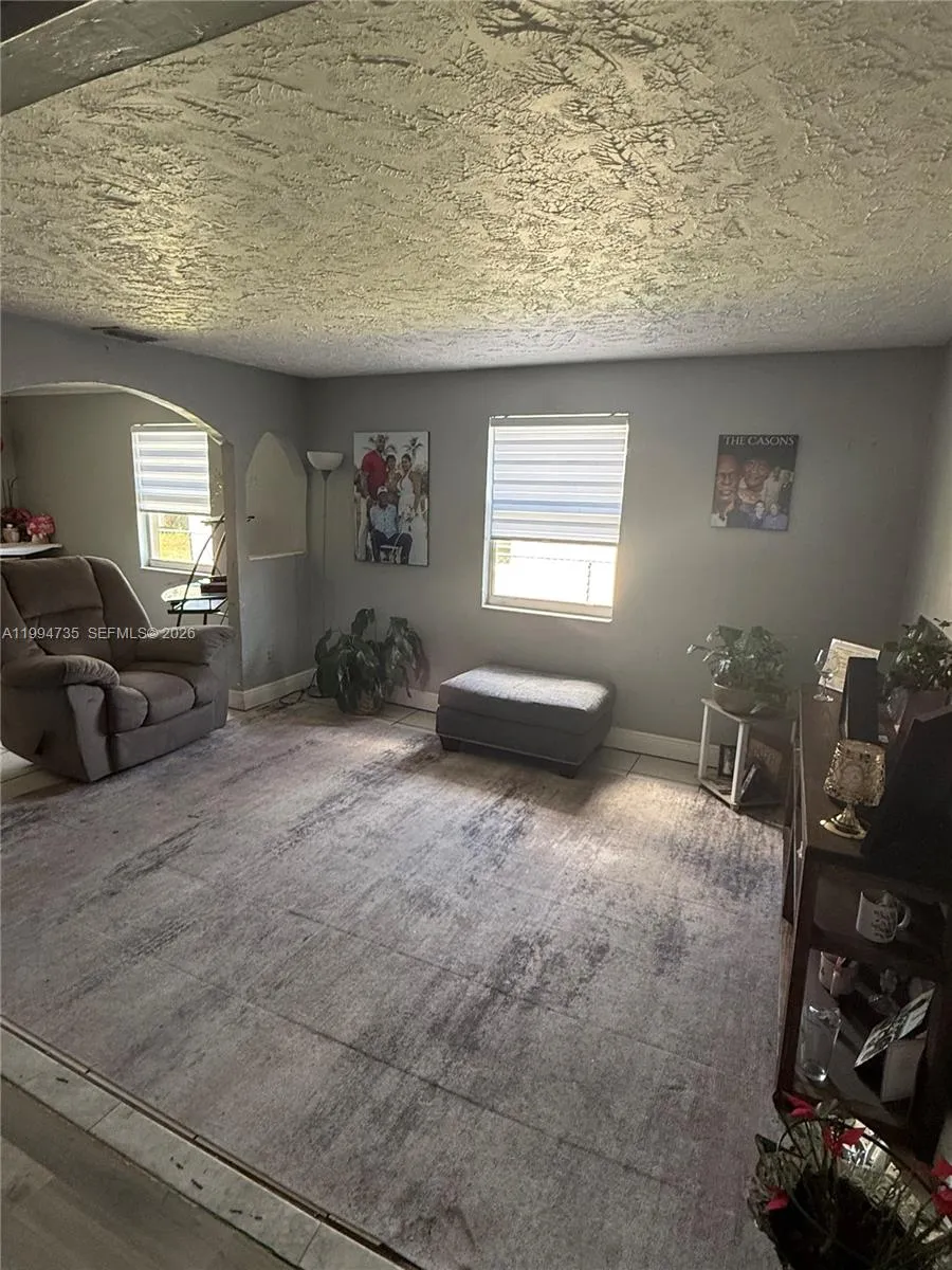 5432 SW 18th St, West Park FL 33023