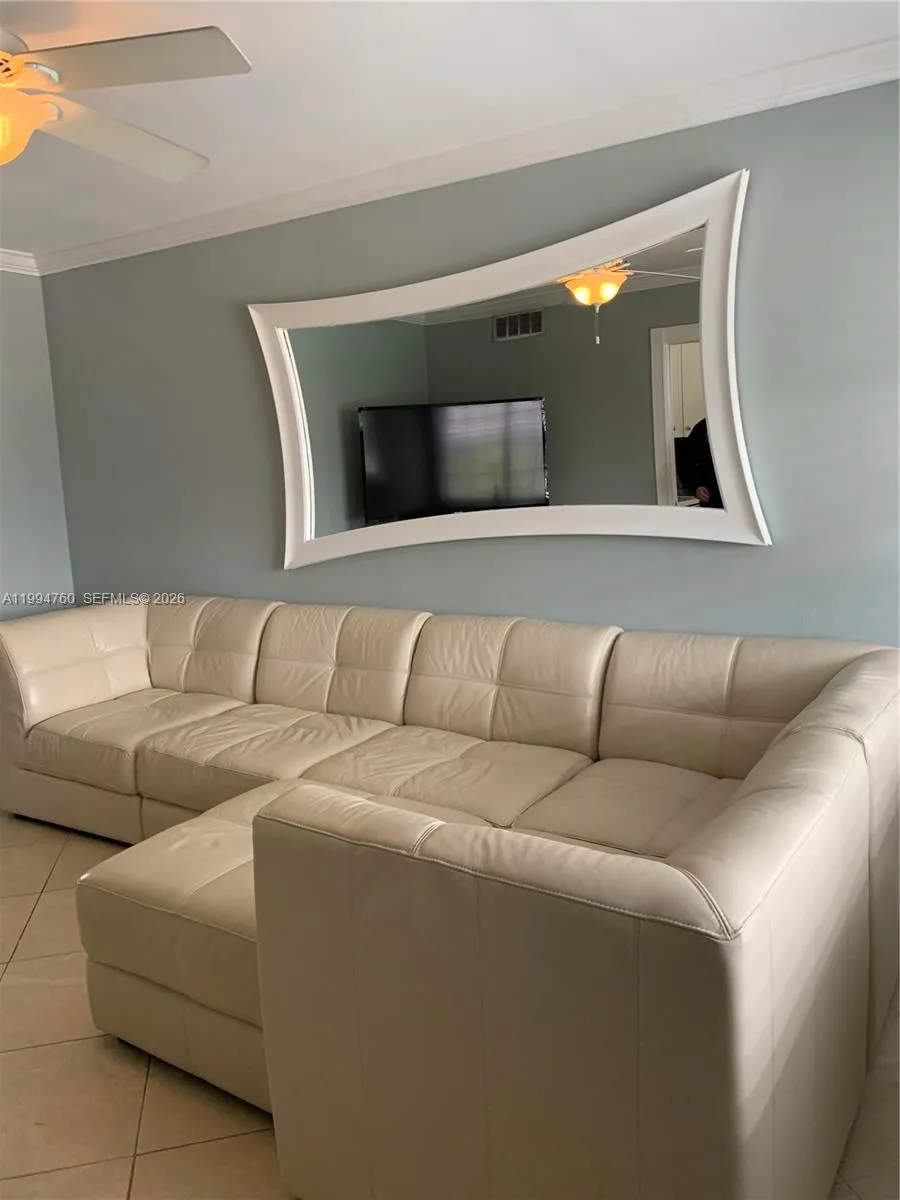 1 bedroom 1 bath for rent at 1100 Atlantic Shores Blvd # 412, Hallandale Beach FL 33009