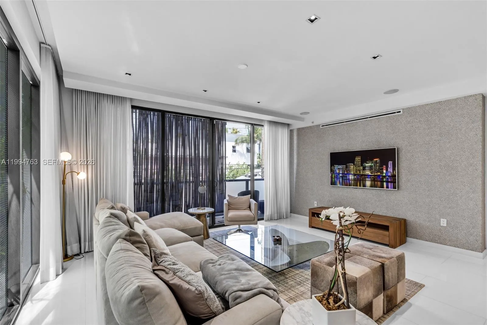 350 Meridian Ave # 202, Miami Beach FL 33139