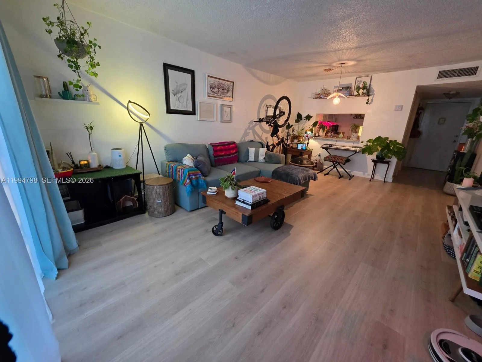 9360 Fontainebleau Blvd # 503, Miami FL 33172