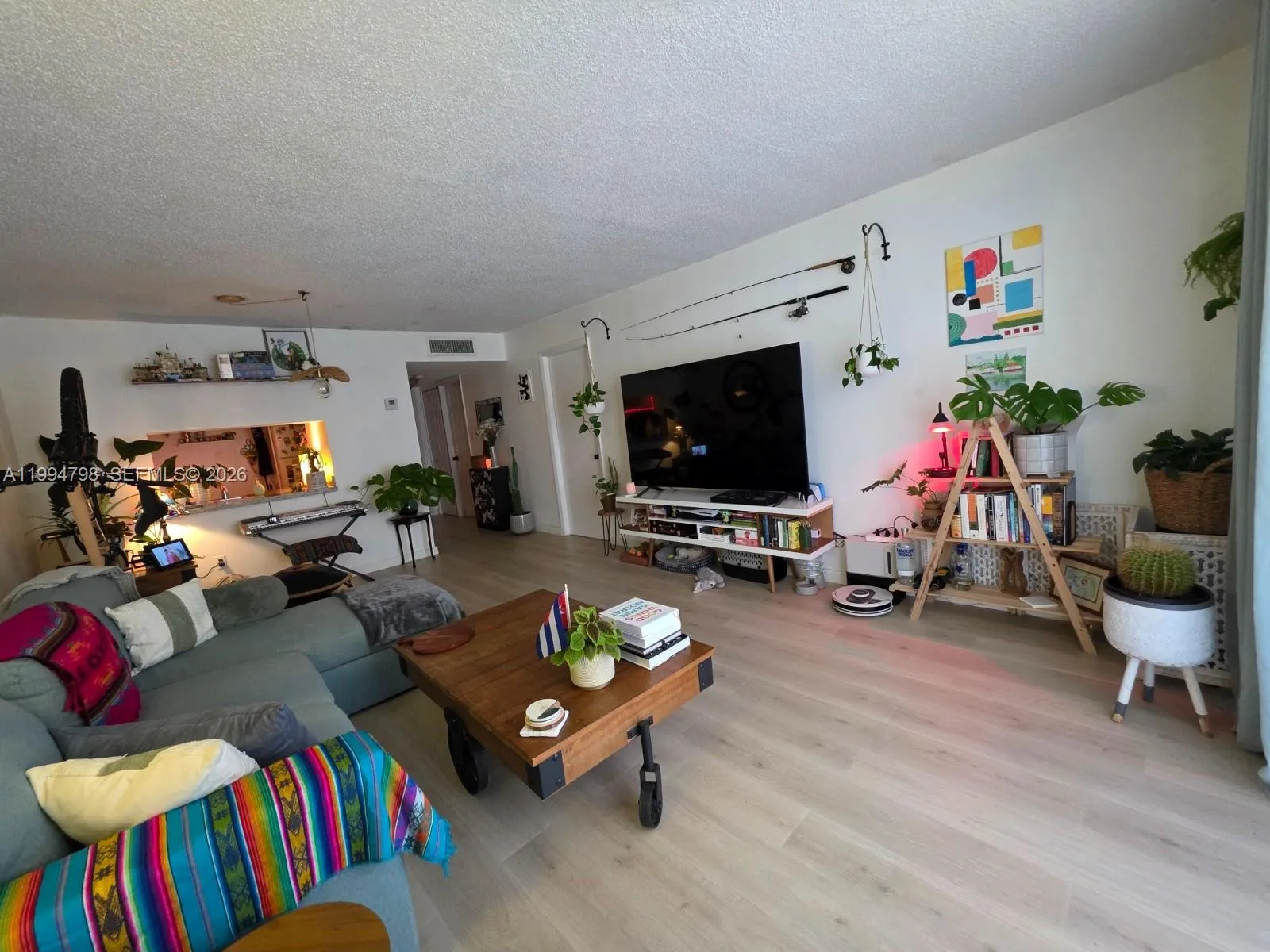 9360 Fontainebleau Blvd # 503, Miami FL 33172