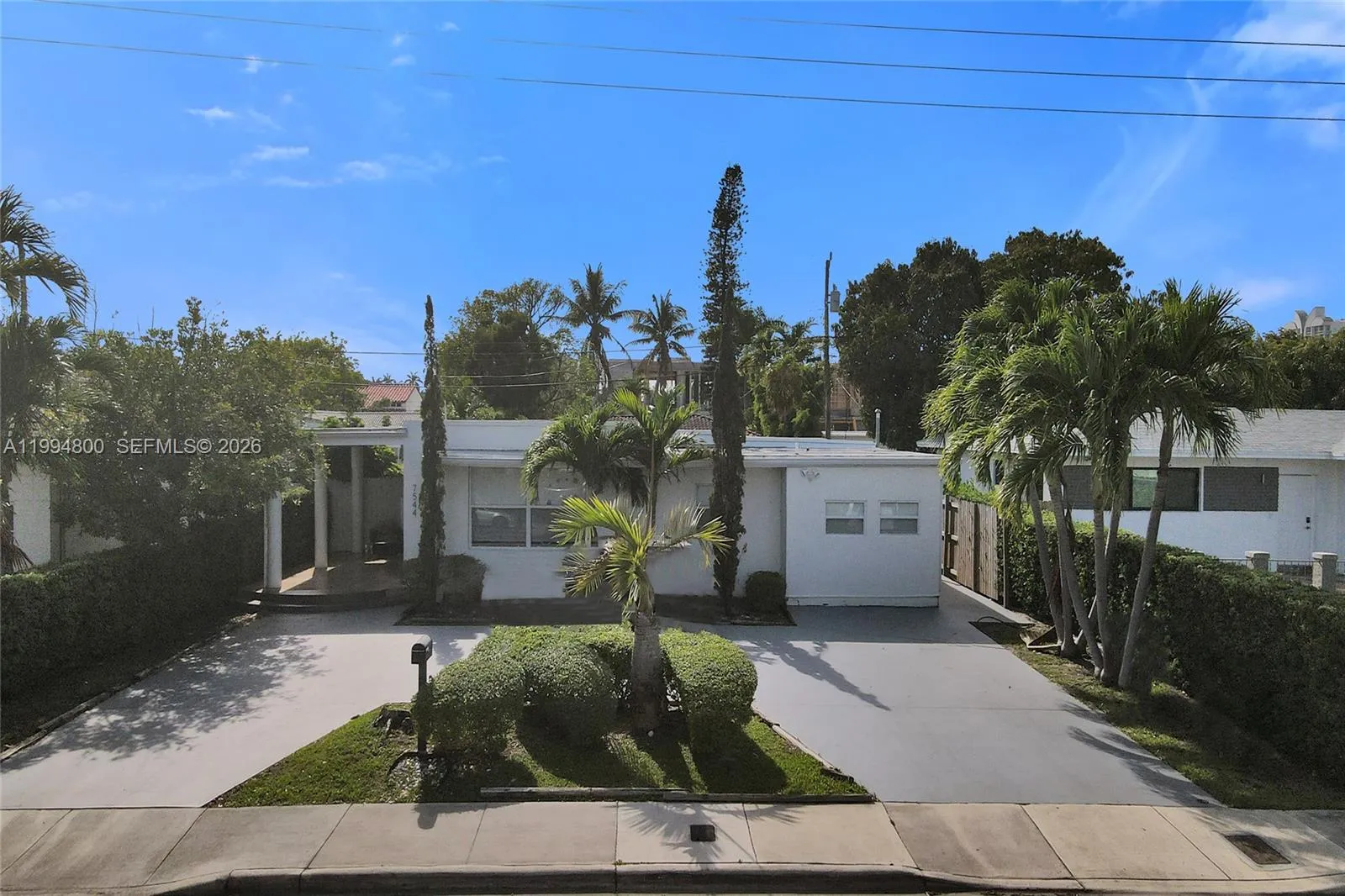 4 bedroom 3 bath for sale at 7544 Adventure Ave, North Bay Village FL 33141