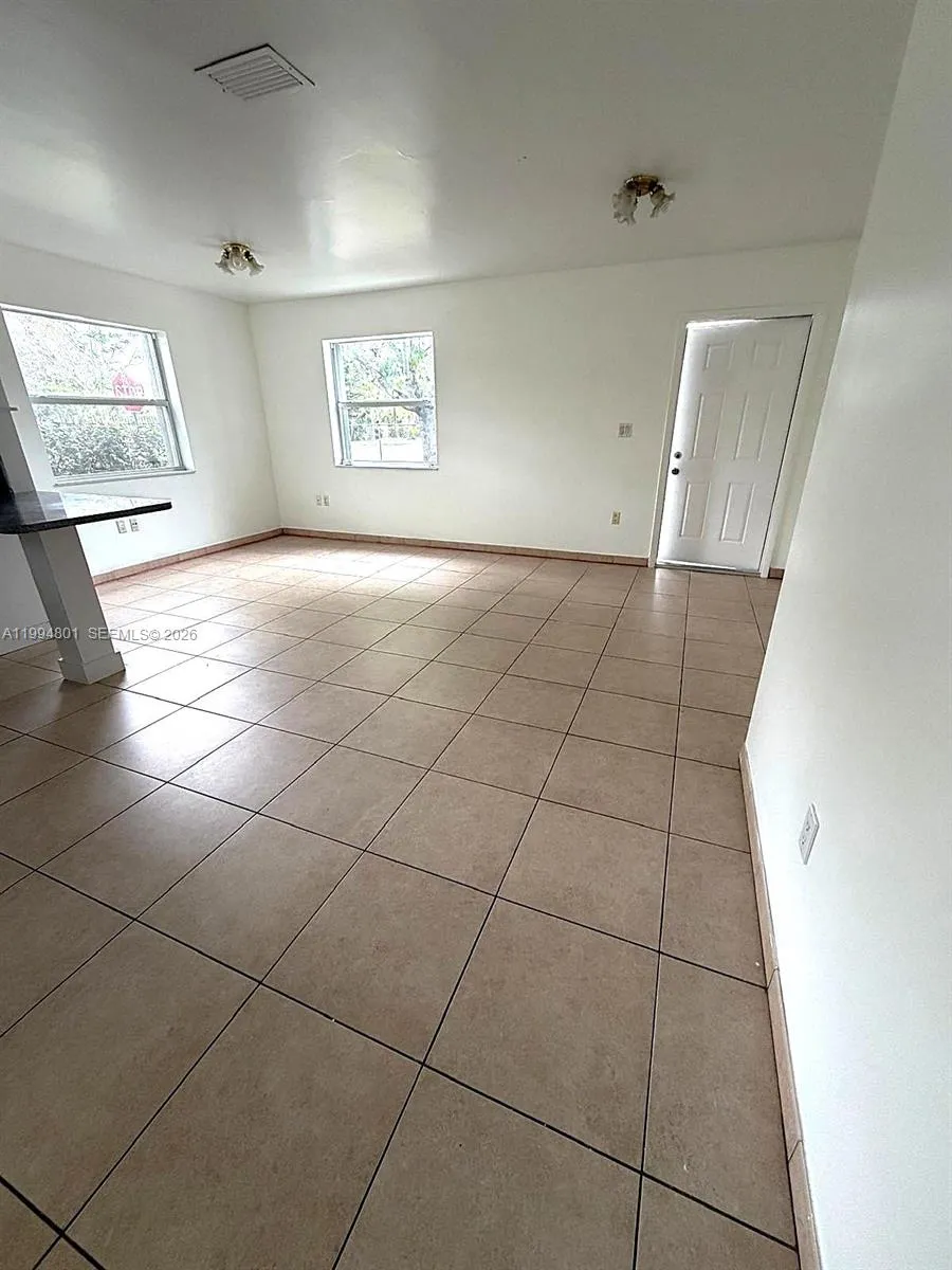 14140 NE 2 Ct # 4, Miami FL 33161