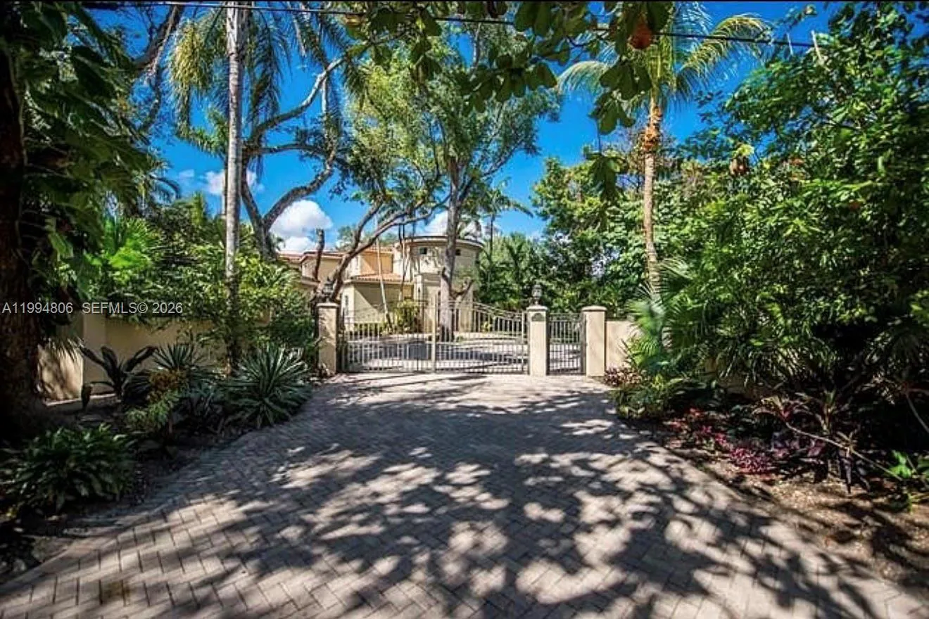 3630 Justison Rd # 0, Miami FL 33133