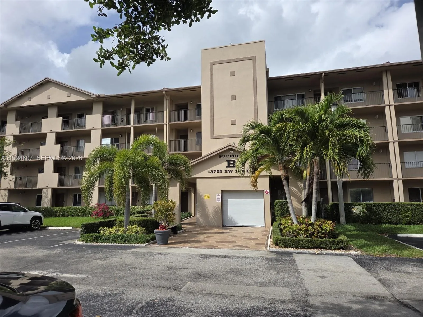 13705 SW 12th St # 202B, Pembroke Pines FL 33027