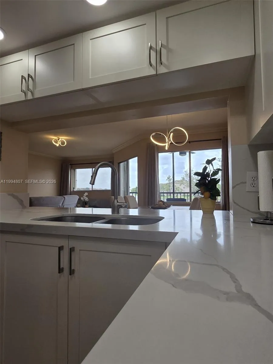 13705 SW 12th St # 202B, Pembroke Pines FL 33027