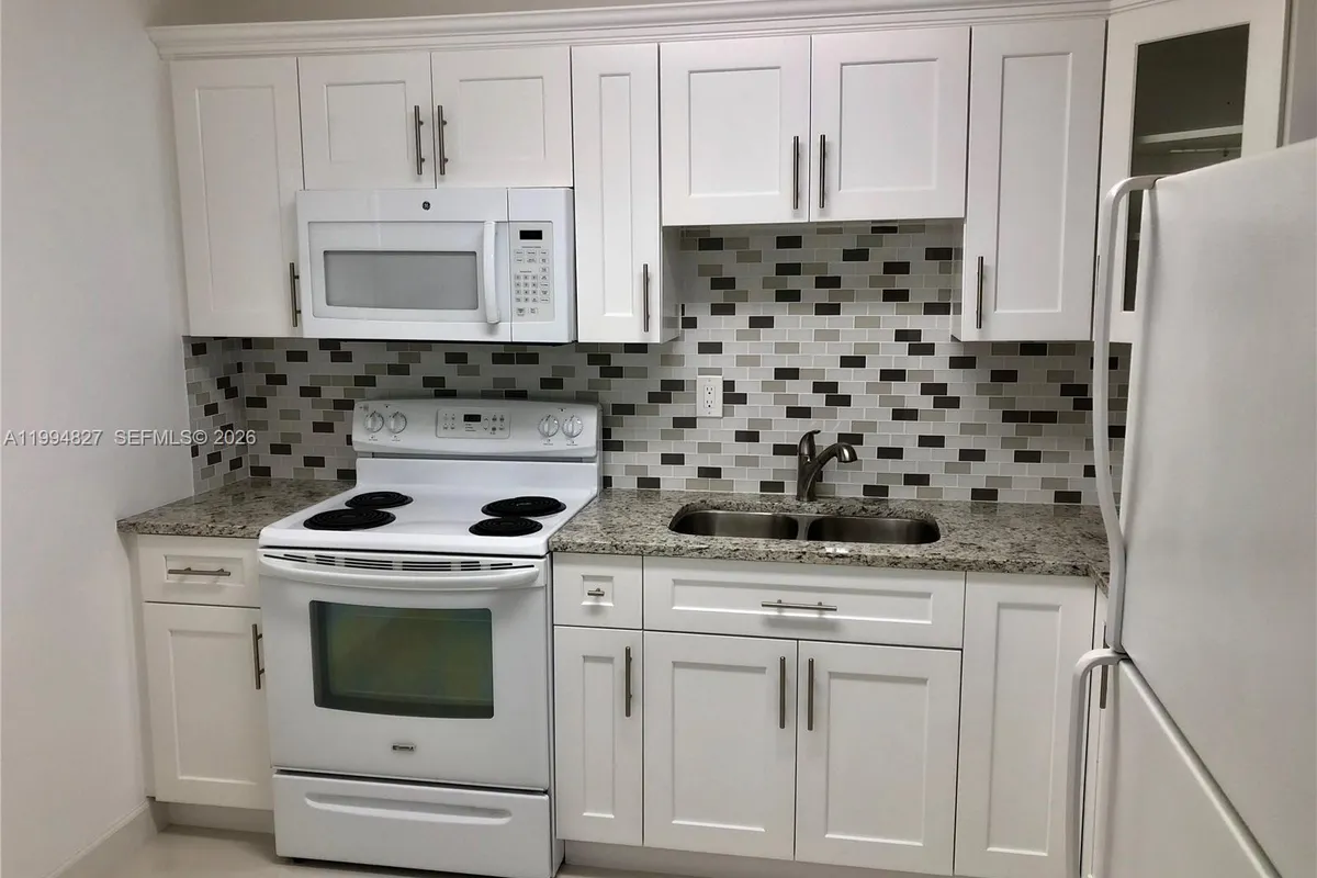 5530 N Lakewood Cir N # 722, Margate FL 33063