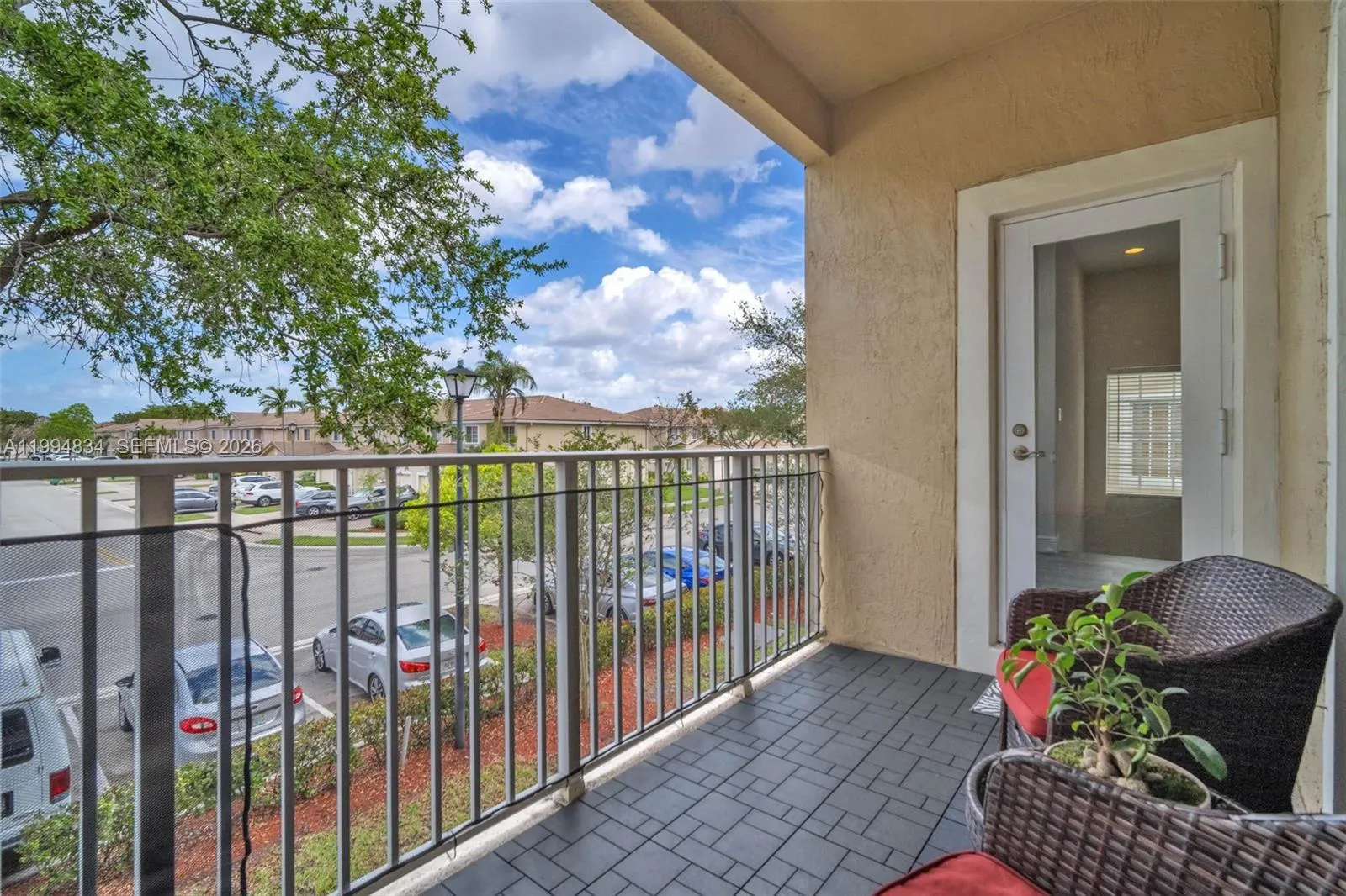 3 bedroom 2 bath for sale at 9075 Preston Pl # 9075, Tamarac FL 33321