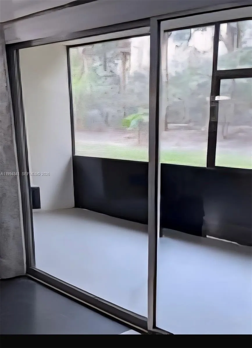 900 SW 142nd Ave # 114L, Pembroke Pines FL 33027