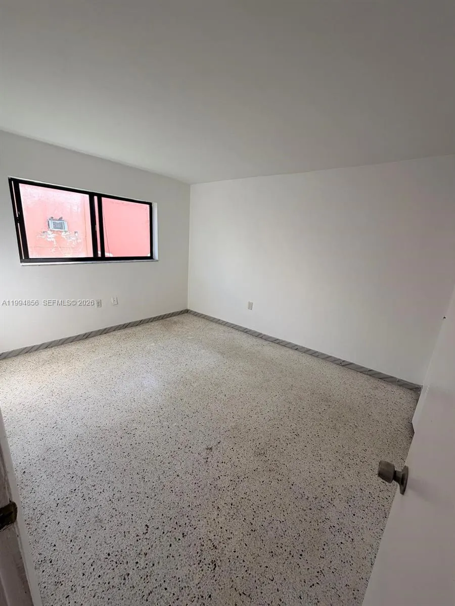 428 SW 5th Ave # 203, Miami FL 33130