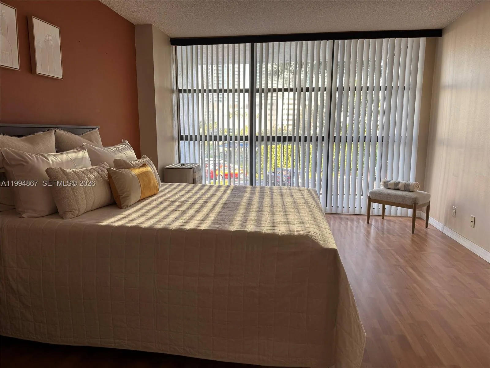 600 Parkview Dr # 222, Hallandale Beach FL 33009