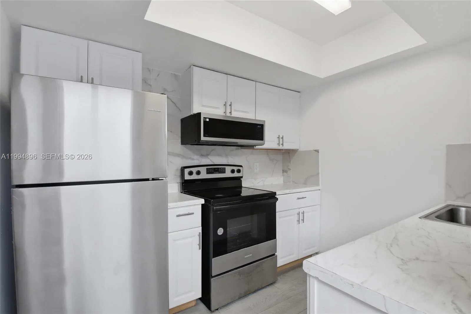 28 NW 170th St # 1, North Miami Beach FL 33169